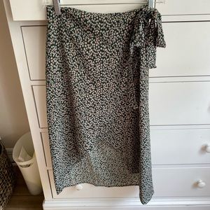 Princess Polly green toe skirt